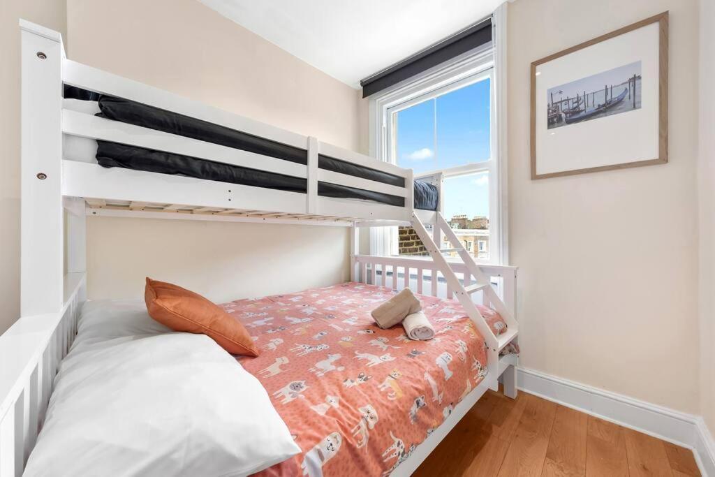 Apartment Spacious Sleep 11 With Terrace In Earls Court Ec99 *