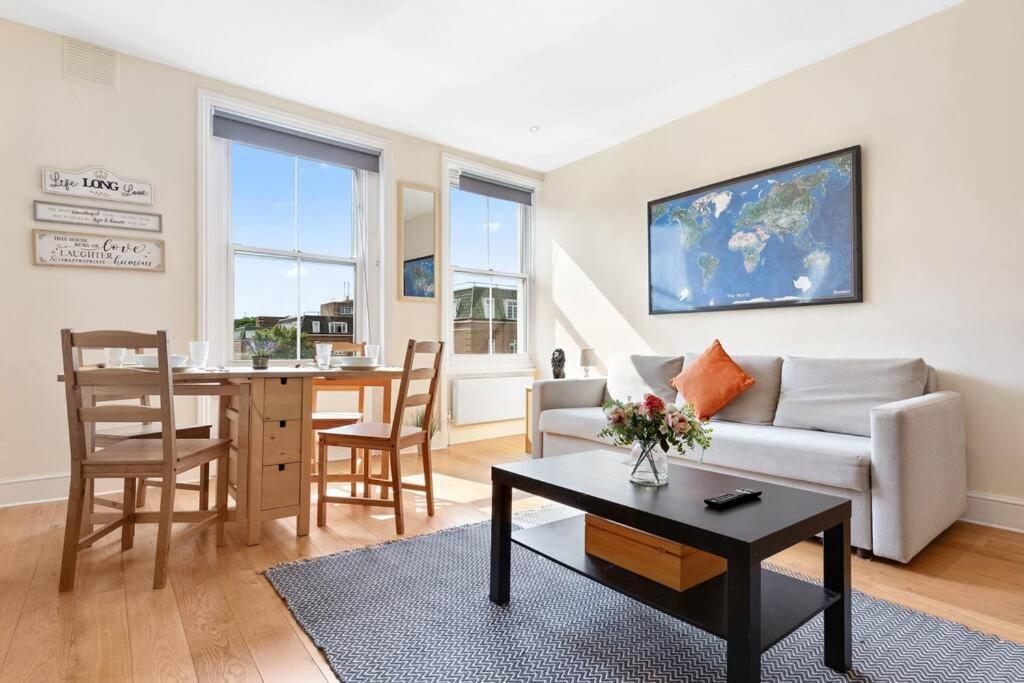 Spacious Sleep 11 With Terrace In Earls Court Ec99 * Londra